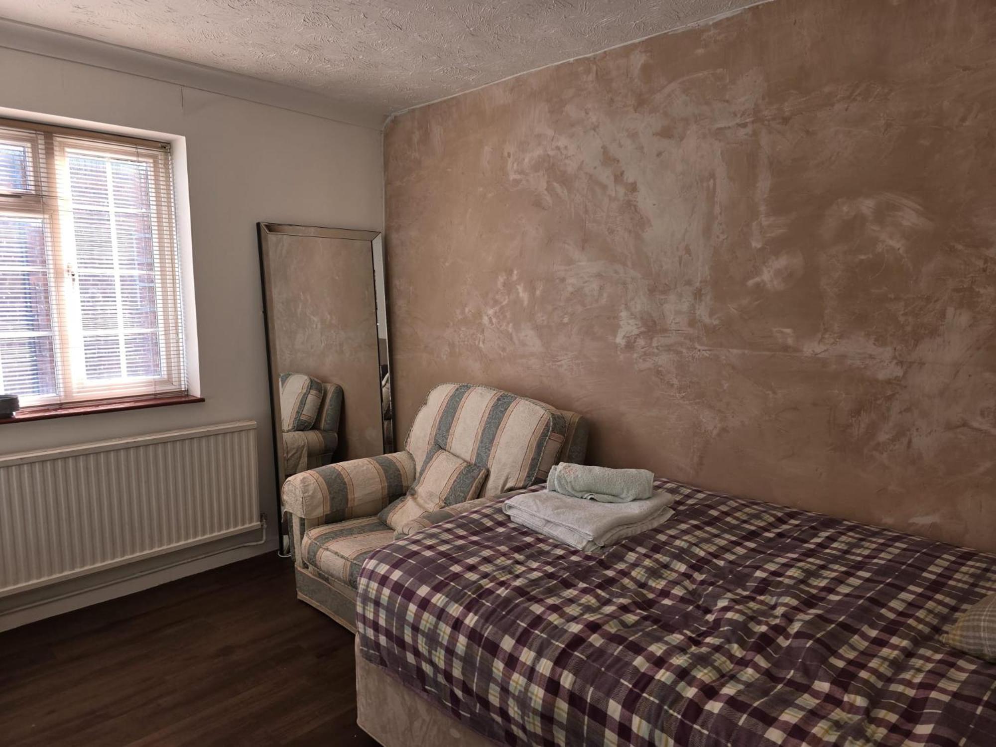 Holiday home Beautiful 4 Bedroom House 7 Minutes From Luton Airport Luton (Bedfordshire)